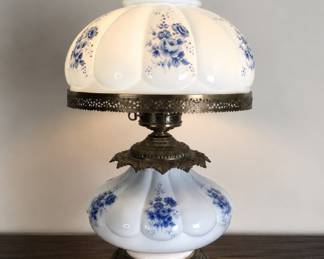 Vintage Gone with the Wind Lamp 3-way