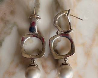 Roberto Coin 18kt & Pear Earrings