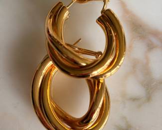Remas 18kt Yellow Gold Twisted Hoop Earrings $1695