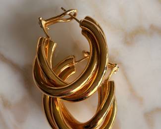 Remas 18kt Yellow Gold Twisted Hoop Earrings $1695