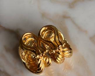 Vintage David Yurman 18kt Gold & Diamond Clip Earrings~$3995