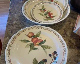 Noritake Casual Gourmet Harvest Dish Set