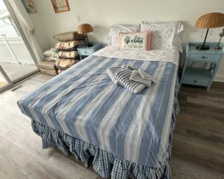 Queen size bed