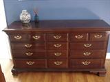 Thomasville chest