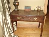 ANTIQUE OAK ENGLISH TABLE