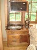 ANTIQUE OAK WASH STAND WITH MIRROR AND TOWEL RACK