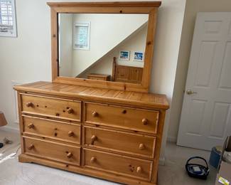 Broyhill Fontana Pine Dresser with Mirror