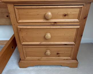 Broyhill Fontana Pine Nightstand