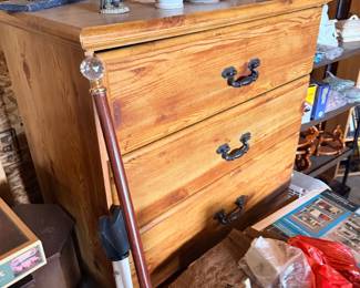 Wood chest of drawers