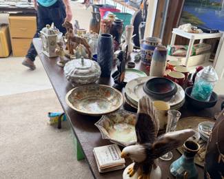 Tabletop decor, pottery, and garden-style pieces