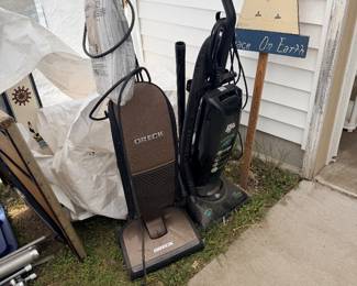 Oreck vacuum and cleaning tools