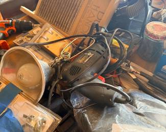 Pots, pans, and cookware