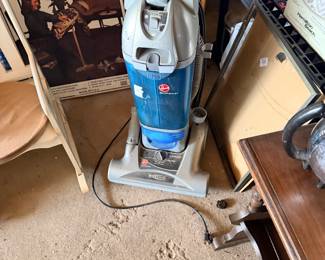 Hoover WindTunnel upright vacuum