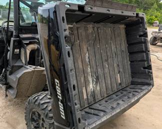 2022 Can-Am Defender XT HD10 UTV, Miles Showing On Odometer 908.6, VIN# 3JBUKAX48NK000552, Kansas Title