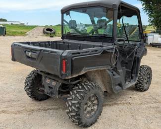 2022 Can-Am Defender XT HD10 UTV, Miles Showing On Odometer 908.6, VIN# 3JBUKAX48NK000552, Kansas Title