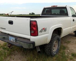 2006 Chevrolet Silverado 2500 HD Duramax Pickup Truck, 4WD, Miles Showing On Odometer 289,350, VIN# 1GCHK24D56E219697, Kansas Title