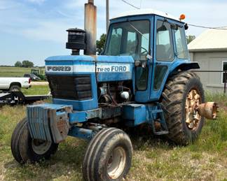 Ford TW-20 Tractor, Miles Showing On Odometer 72,039