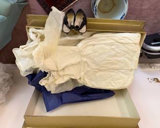  vintage wedding dress $75