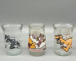 Welches  glasses Tom & Jerry, Pooh & T-Rex