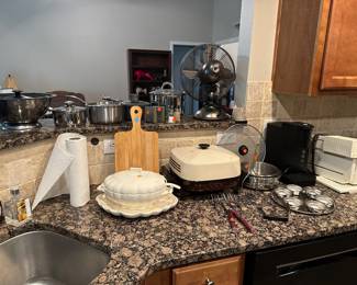 Tons of kitchen ware - slightly used to vintage!