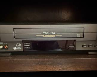 Toshiba VHS VCR Model W108