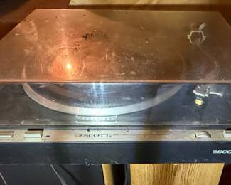 Scott PS-78 Direct Drive Quartz Control Turntable