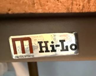 Hi-Lo Metalstand Typewriter Table