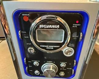 Sylvania SRC0935 Compact Component System