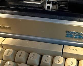 Smith Corona Coronamatic 2200 Typewriter