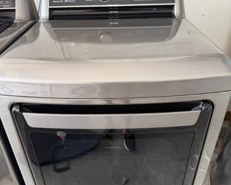 ***Available for pre sale*** LG Electric Dryer $375 ( per owner about 1 year old )