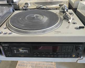 Technics SL-1600 & Sony 75ES DAT