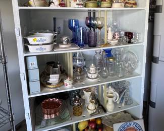 Pfalzgraff, glassware,bowls, figurines