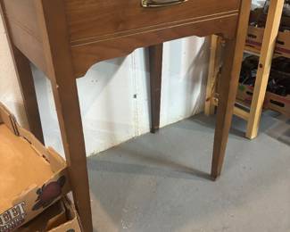 Sewing table 