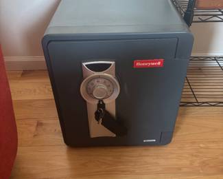 Honeywell safe
