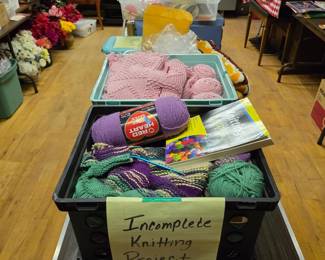 Incomplete knitting and crochet projects (with patterns)