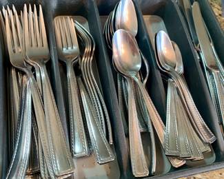 Oneida "Flourish" flatware--50 piece set