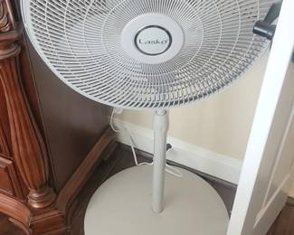 Lasko Cyclone Pedestal Fan