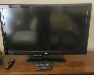 LG Flat Screen HD Television