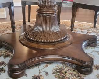 Fine Furniture Round Dining Table with Four Chairs