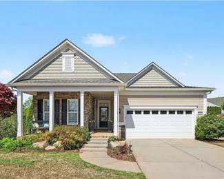 5111 Folly Lane