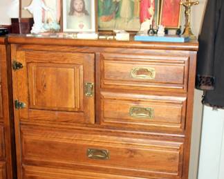 Outrigger Chest of Drawers