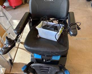 Electric chair, new battery 