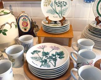 Horchow botanical plates + mugs 