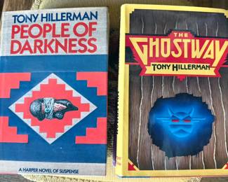 Signed 1st edition Tony Hillerman novels (20+) inc from 1960s