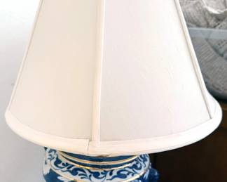Table lamp