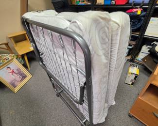 Folding Rollaway Bed with Mattress
