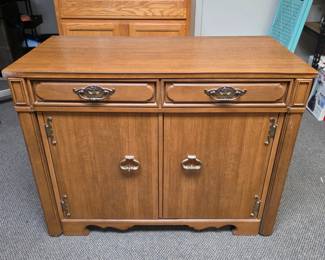 Vintage Expandway Cabinet with Expandable Table - expands up to 9Ft 1 Inch long (has 6 leafs for extending to the length you want)