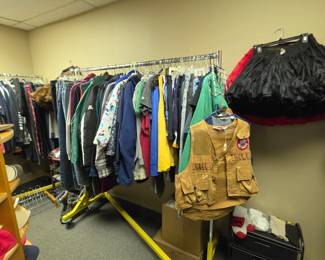 Mens, Woman's, Juniors and kids Clothing
