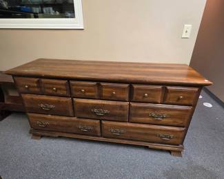 Vintage Solid Wood Long Boy 8-Drawer Dresser (scratches/finish wear on top). Has matching Tall Dresser