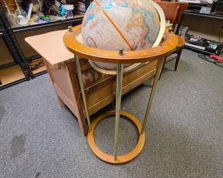 MCM Floor Stand Globe